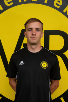 <strong><strong>Yannick Schoeneberg</strong></strong>