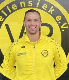 <strong><strong>Dominik Grüneberg</strong></strong>