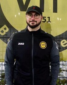 <strong>Ünal Dinc</strong>