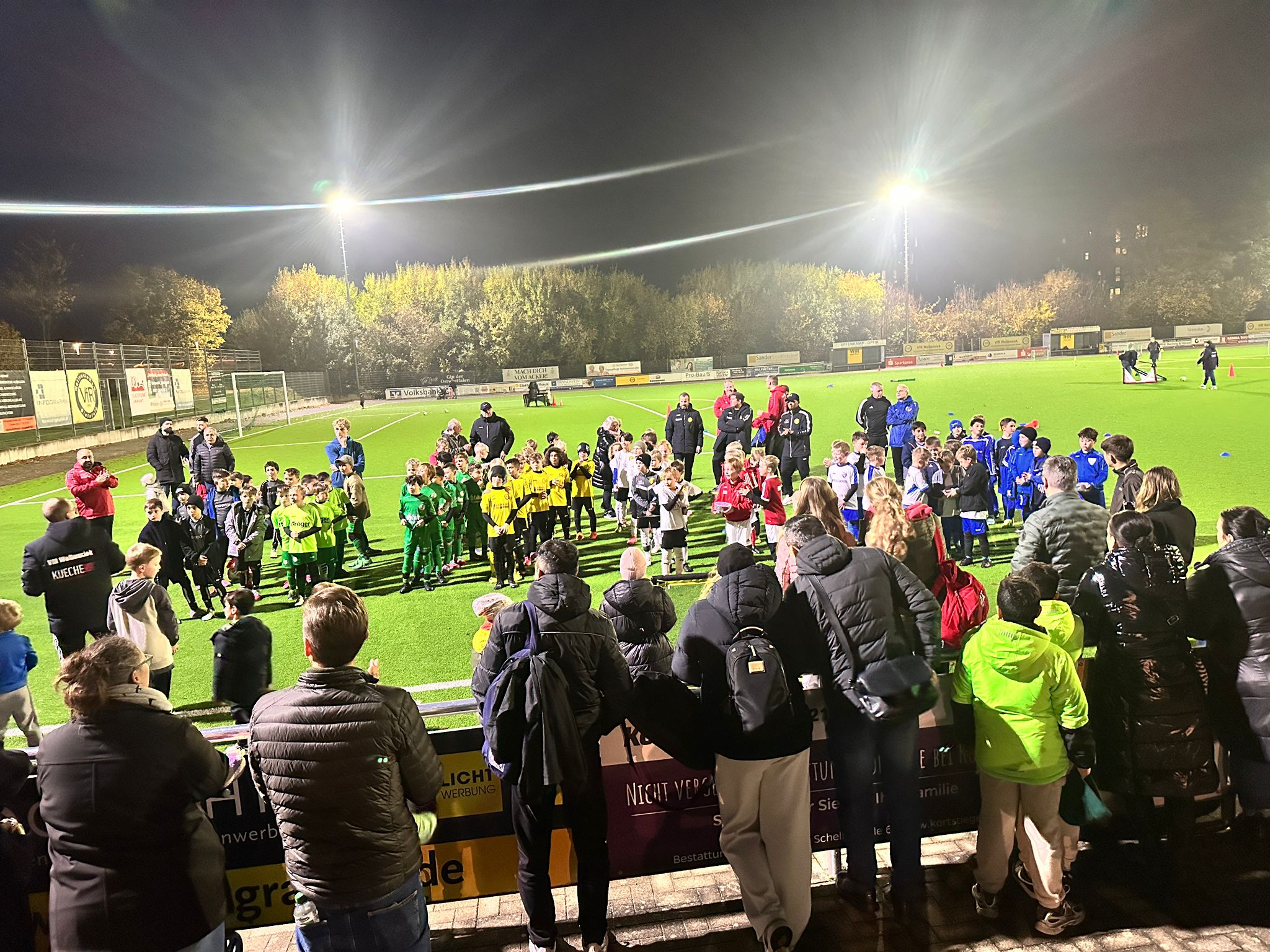 Flutlicht-Spektakel beim F1 Funino Champions League Turnier – Nächste Runde ein voller Erfolg!